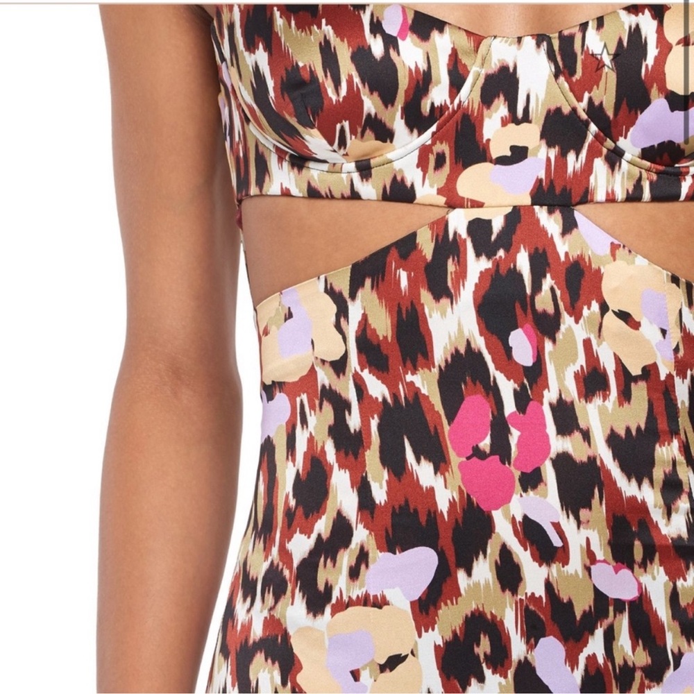 Roberto Cavalli dress. Beautiful dress for any ocasión to impress.